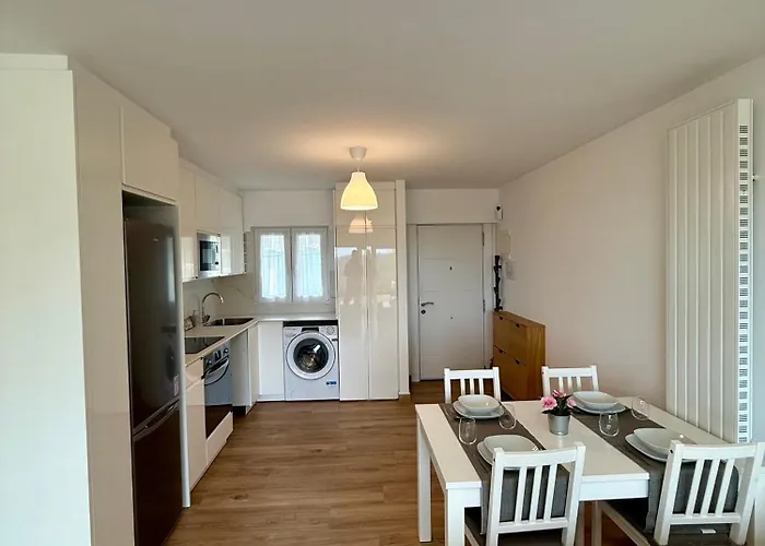 El Rincon Entre Montana Y Mar * Canales (Cantabria)