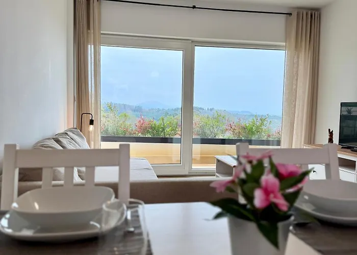 El Rincon Entre Montana Y Mar *